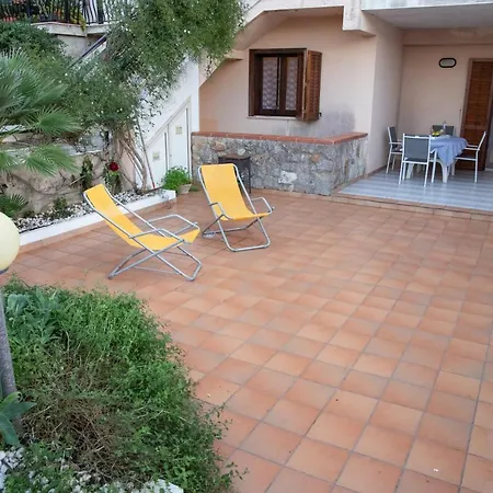 Rosy House Apartment
